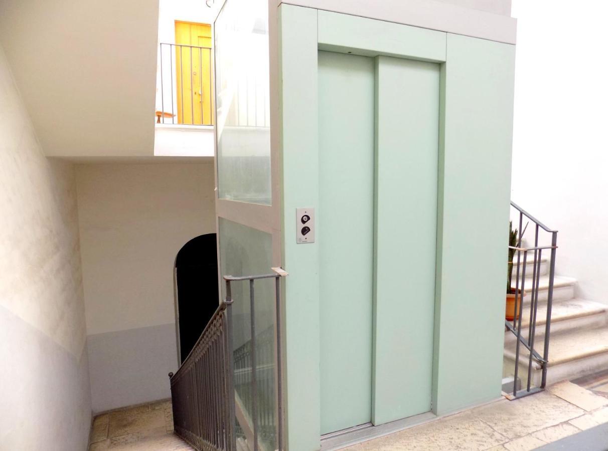 Appartement Treehouse à Bari Extérieur photo